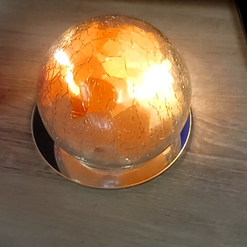 Light with lamp salt pices